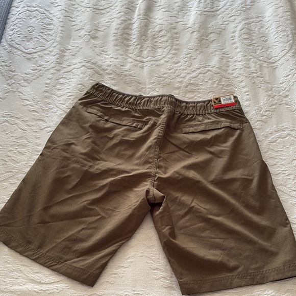 BNWT Casual Olive Green Shorts by Voyager - Picture 7 of 9